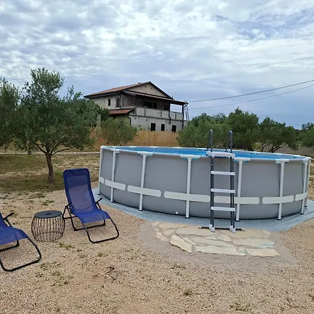 Mobile Magdalena Campsite Pirovac